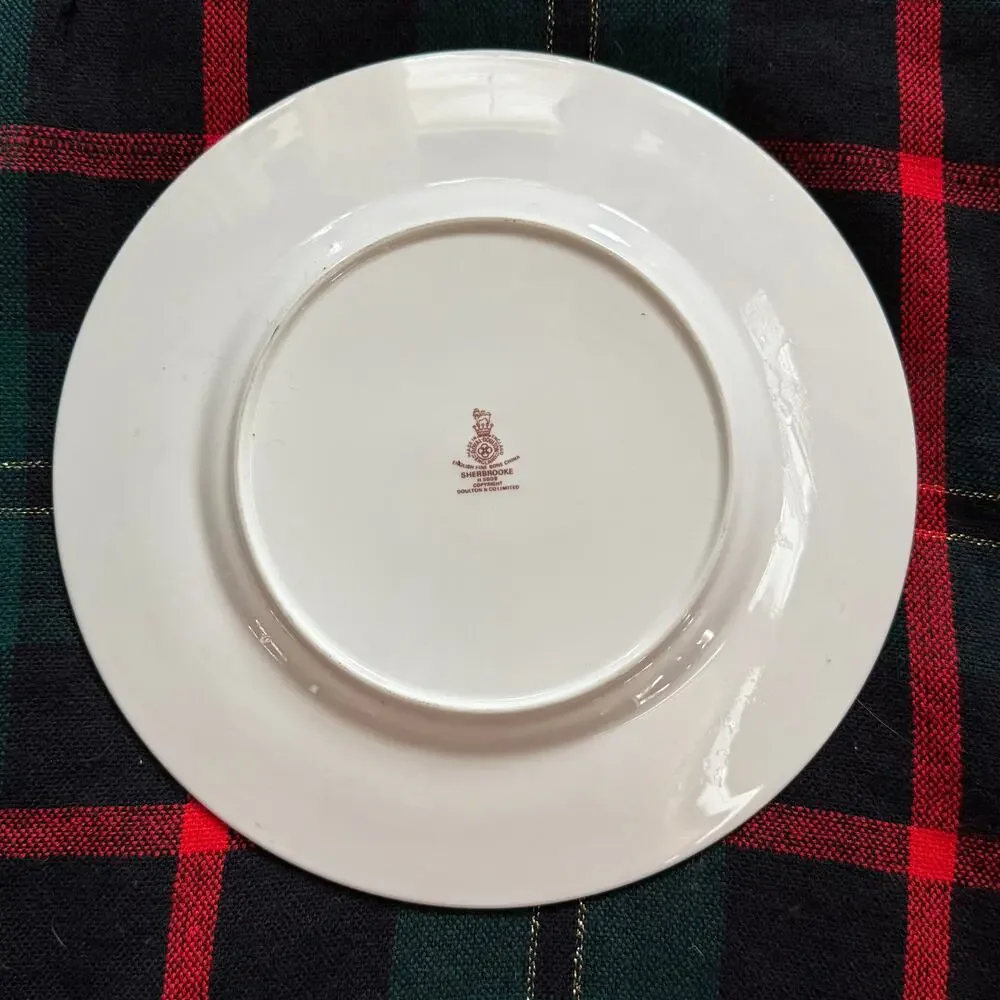 Royal Doulton Sherbrooke Dinner Plate Slate Blue,‎ Black Scrolls, Platinum Band
